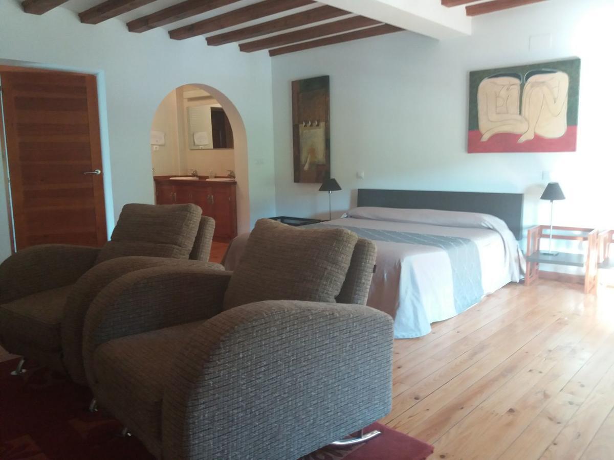 Casa Rural De Benjamin Palencia Villafranca de la Sierra Esterno foto